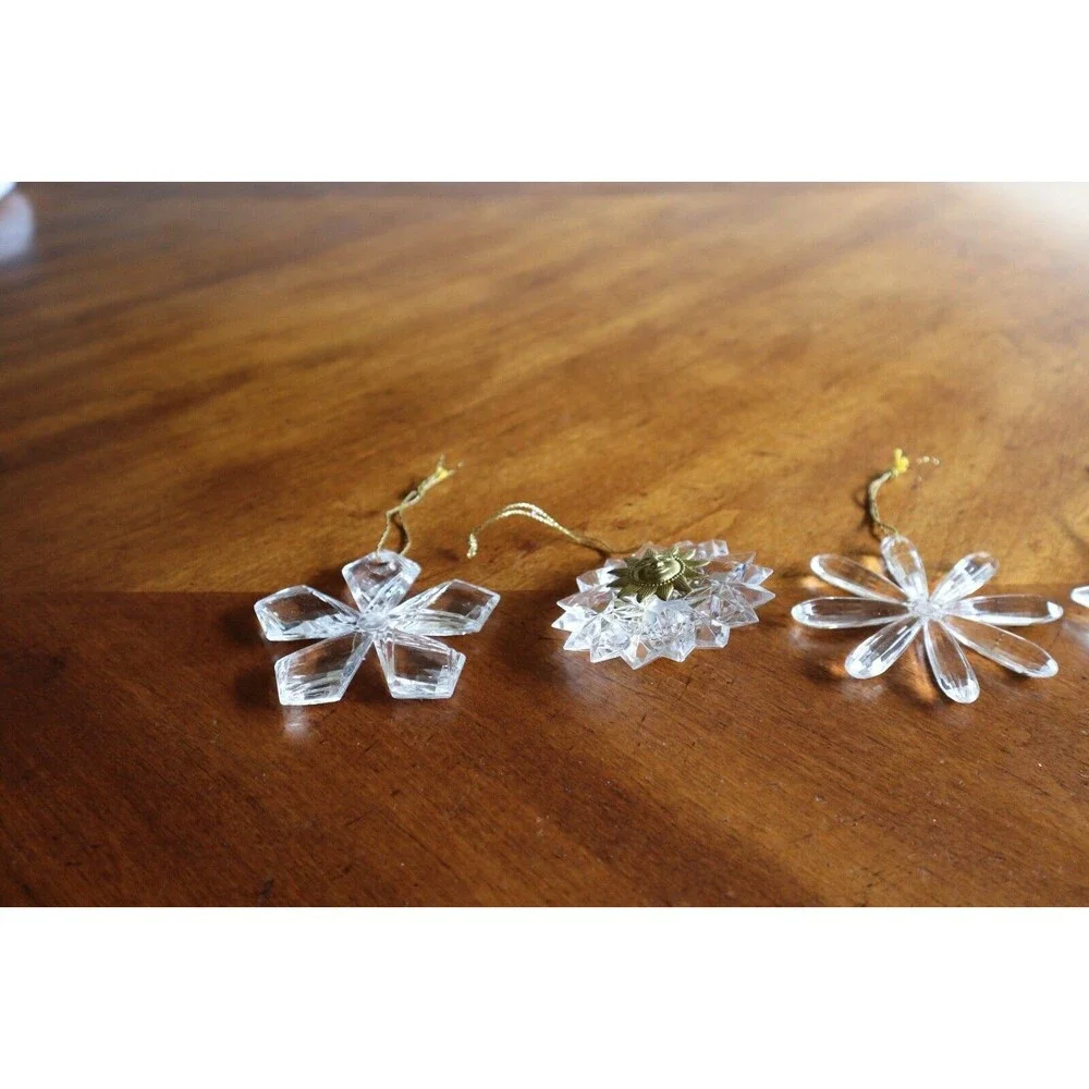 Lot of 5 Plastic Acrylic Clear Snowflake Ornaments Sun Face Celestial Sunburst - Picture 5 of 12